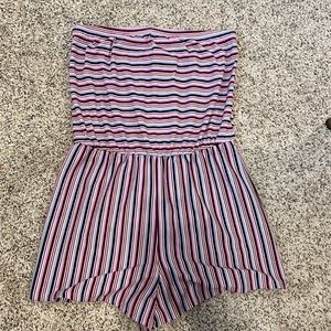 Pink striped romper (xs)